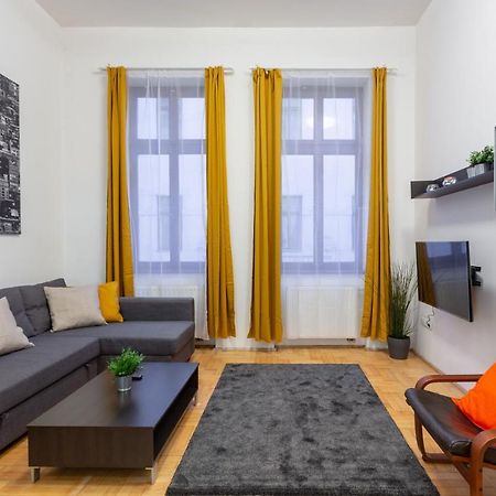 Downtown Home In The Gozsdu Garden Budapest Extérieur photo